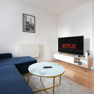 Unique Center With Free Parking Apartment Southampton